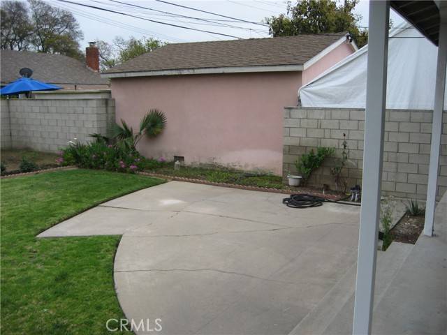 Santa Ana, CA 92701,1501 N Linwood Avenue