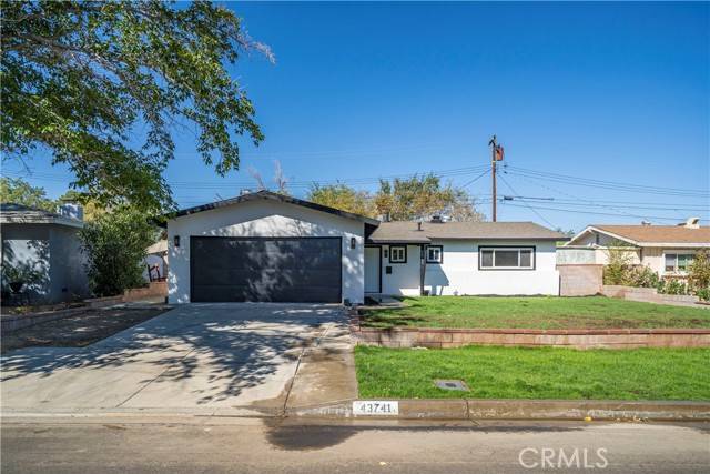 Lancaster, CA 93534,43741 Hardwood Avenue