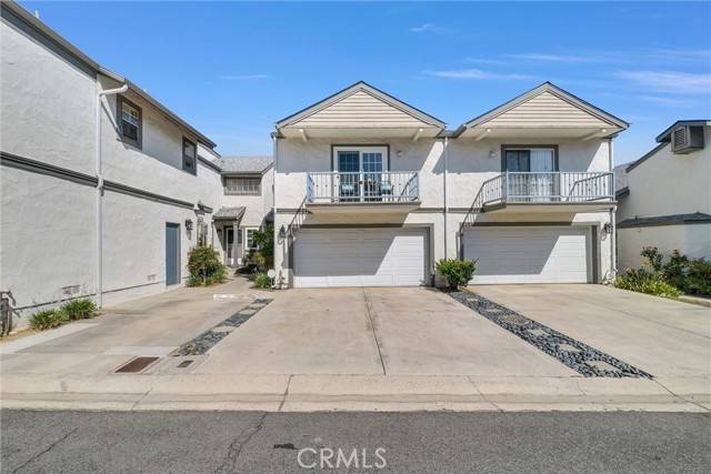 La Habra, CA 90631,871 W Country View #45