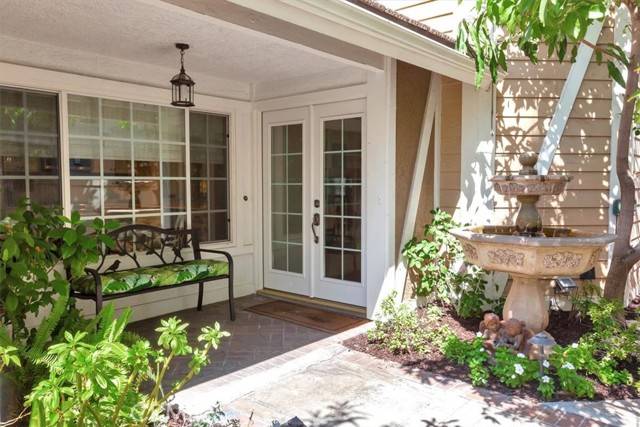 Yorba Linda, CA 92886,5372 Via Maria