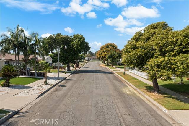 Fullerton, CA 92833,1460 W Elm Avenue