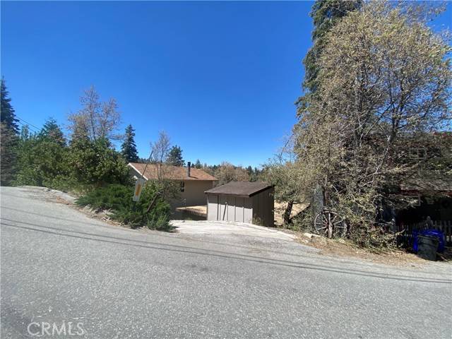 Twin Peaks, CA 92391,26326 Forest Lane