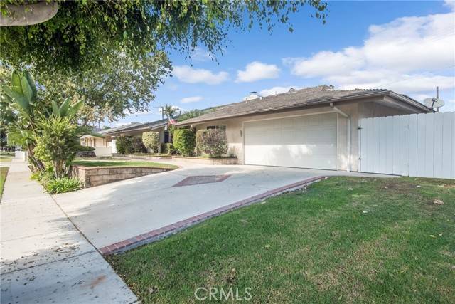 North Tustin, CA 92705,18921 Silver Maple Way