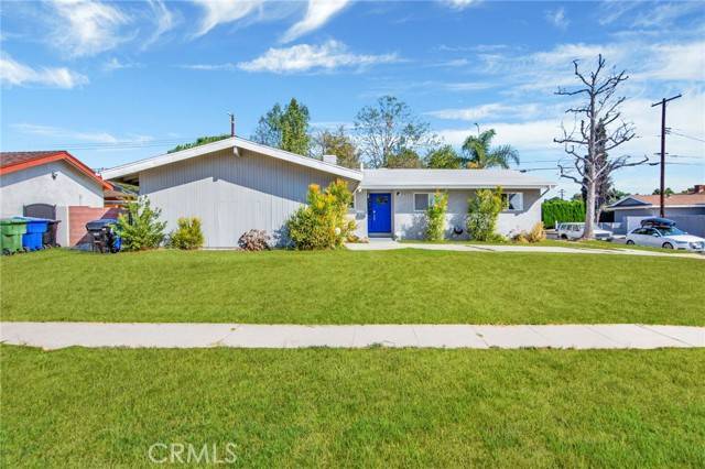 Granada Hills, CA 91343,10102 Debra Avenue