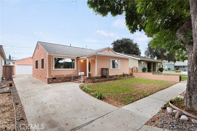 Long Beach, CA 90808,3858 Ladoga Avenue