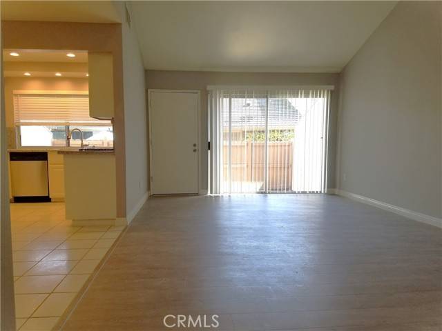 Fullerton, CA 92833,2334 Conejo Lane #43