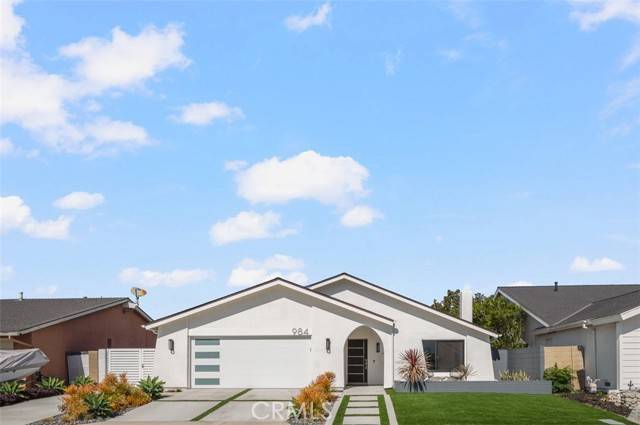 Costa Mesa, CA 92626,984 Carnation Avenue