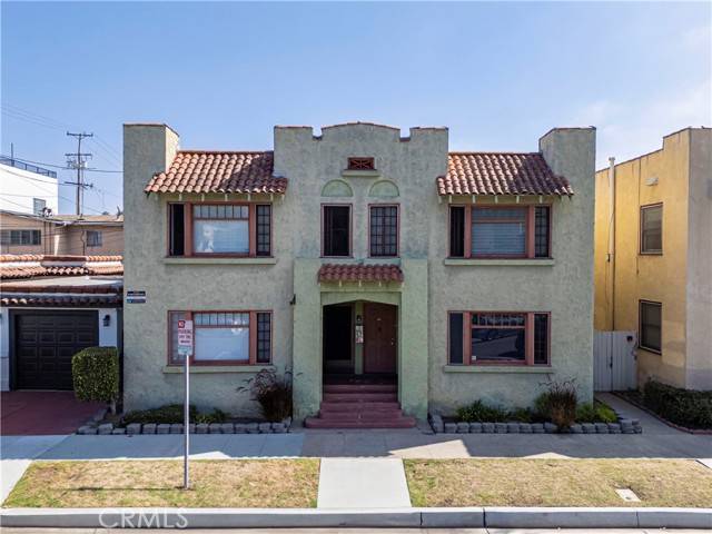 Long Beach, CA 90802,260 Cerritos Avenue