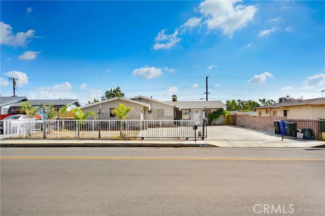 Fontana, CA 92336,7925 Locust Avenue