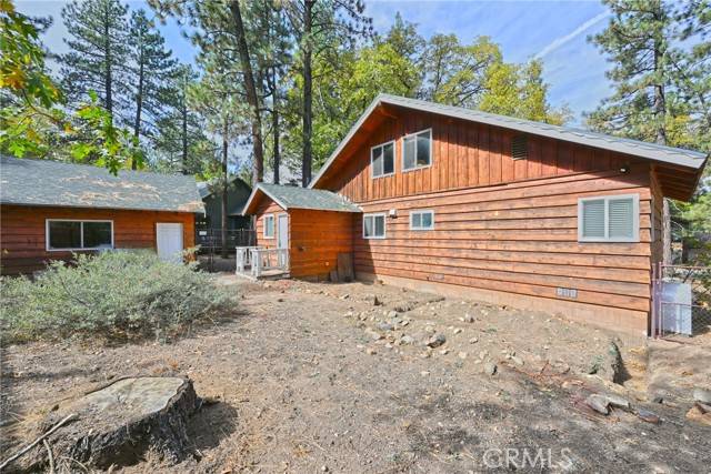 Big Bear Lake, CA 92315,41801 Comstock Lane