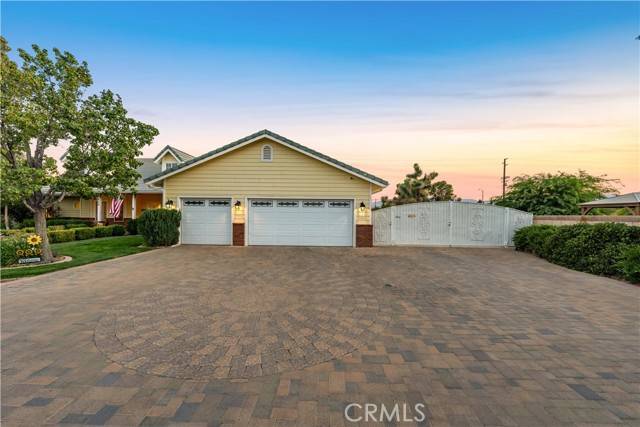 Lancaster, CA 93536,2608 Desert Rose Drive