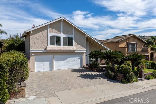 Anaheim Hills, CA 92807,950 S Amherst Circle