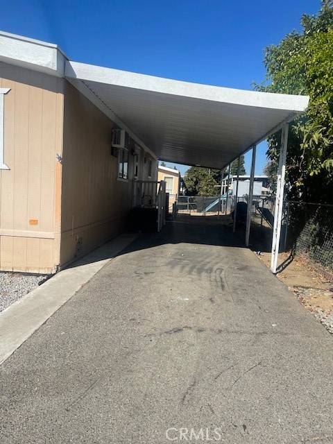 Riverside, CA 92507,1560 Massachusetts #113