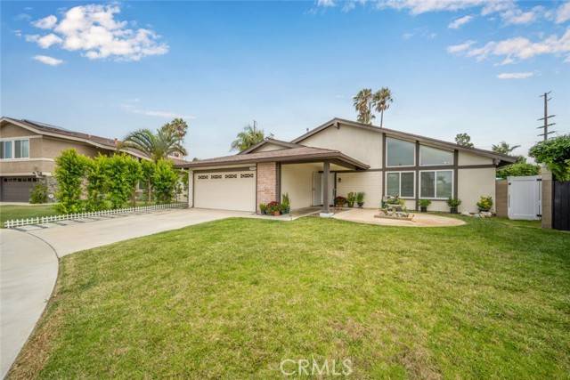 Huntington Beach, CA 92646,20462 Running Springs Lane