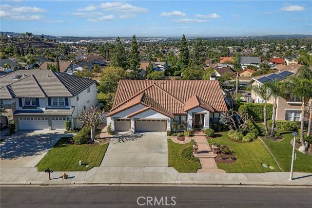 Yorba Linda, CA 92887,5695 Vista Del Mar