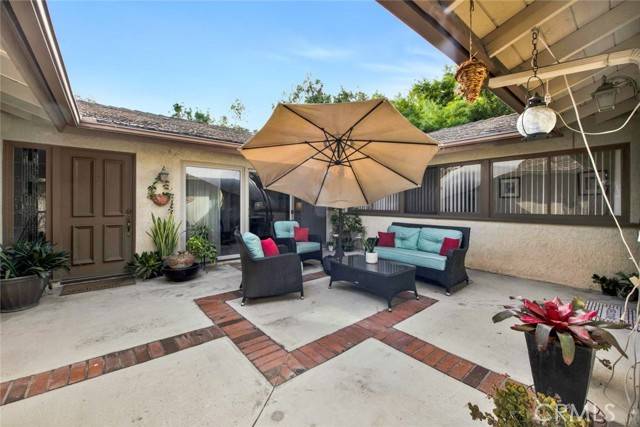 Villa Park, CA 92861,18382 Lincoln Circle