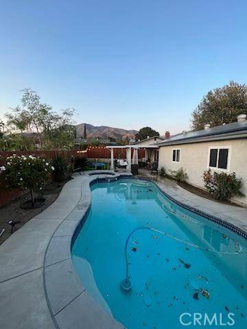 Highland, CA 92346,27888 Rainbow Lane