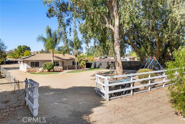 Menifee, CA 92584,31135 Murrieta Road