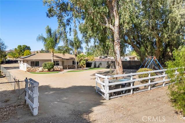 Menifee, CA 92584,31135 Murrieta Road