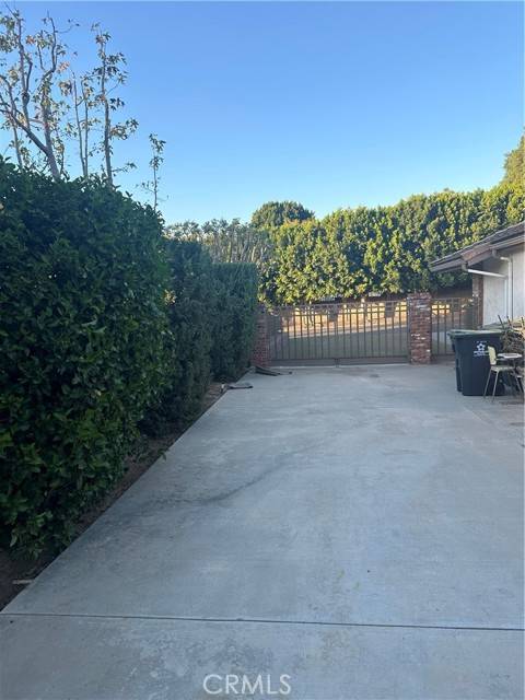 Yorba Linda, CA 92886,18122 Peppergrove Avenue