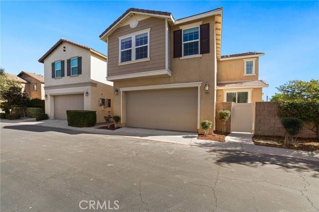 Ontario, CA 91762,5036 S Centennial Circle