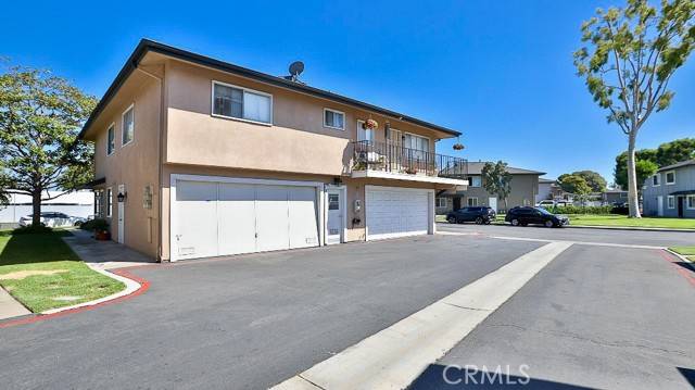 Huntington Beach, CA 92647,16631 Viewpoint Lane #9A