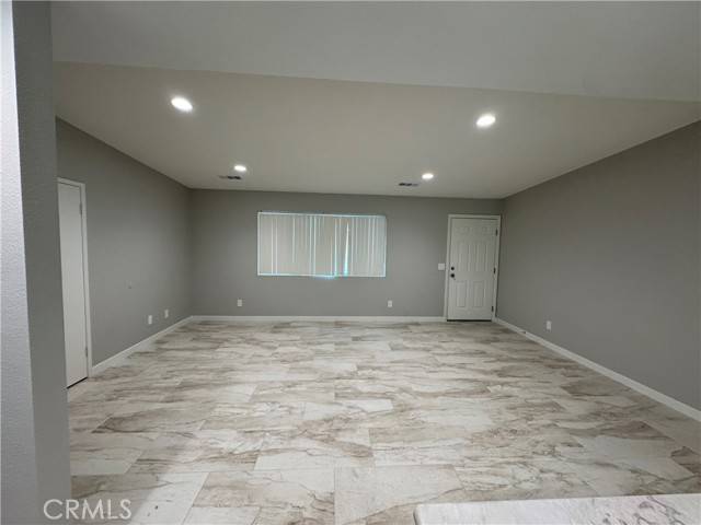 Apple Valley, CA 92308,13549 Niabi Road #A