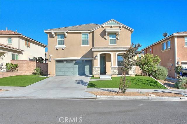 Fontana, CA 92336,5217 Blueberry Avenue