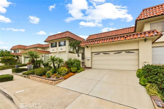 Irvine, CA 92612,27 Satinwood Way