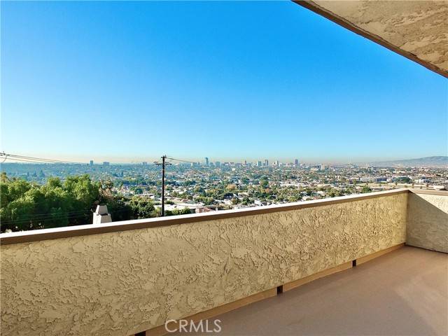 Signal Hill, CA 90755,2503 E 21st Street #207