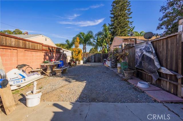 Santa Ana, CA 92707,2126 Orange Avenue