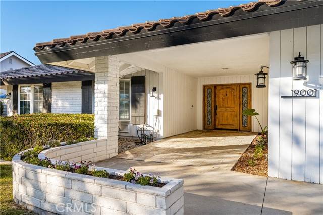 North Tustin, CA 92705,19001 Castlegate Lane