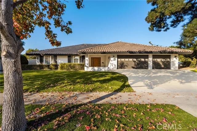 North Tustin, CA 92705,19001 Castlegate Lane