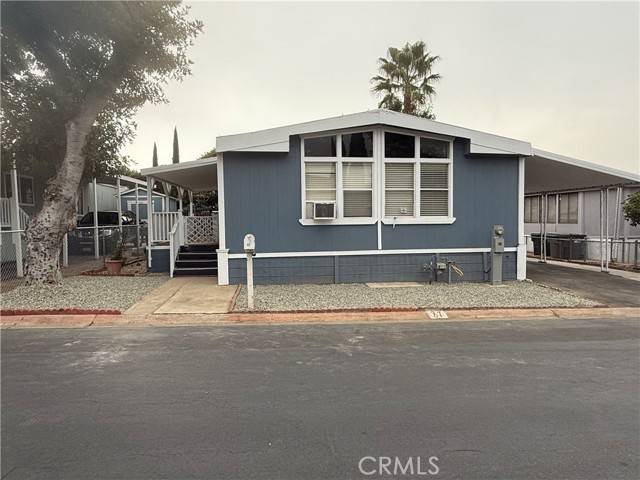 Corona, CA 92882,995 Pomona #87