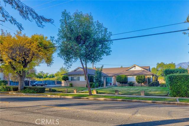 Ontario, CA 91762,334 W 6th Street