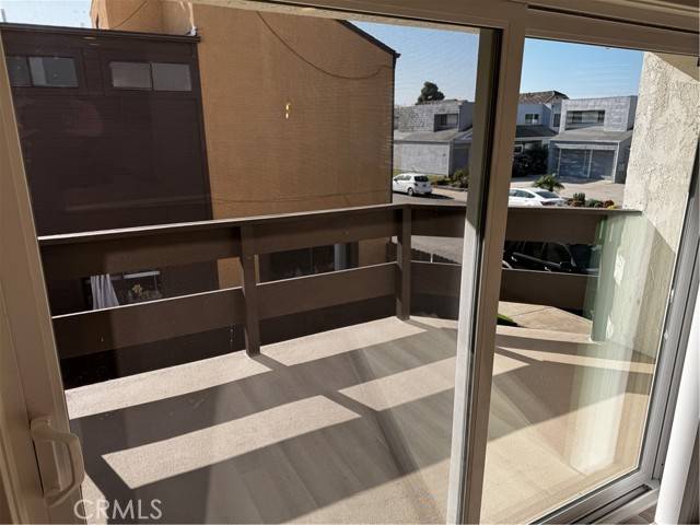 Huntington Beach, CA 92649,16582 Jib Circle #4