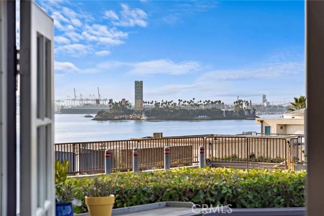 Long Beach, CA 90802,16 12th Place