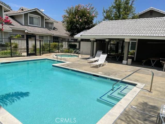 Diamond Bar, CA 91765,1121 Golden Springs #E