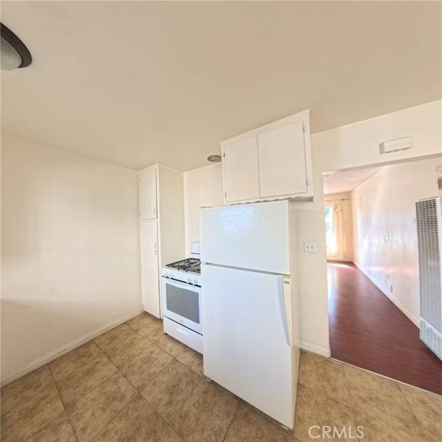 Long Beach, CA 90810,1320 W Parade Street