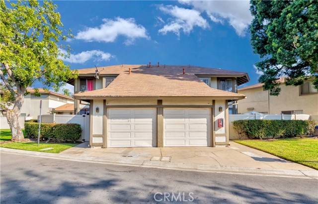 Ontario, CA 91762,966 Coneflower Lane #28