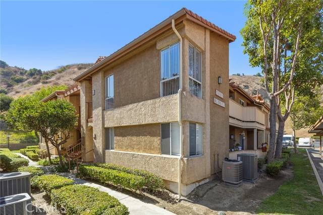 Yorba Linda, CA 92887,5005 Twilight Canyon Road #37G