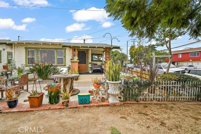 Long Beach, CA 90813,1530 Hellman St