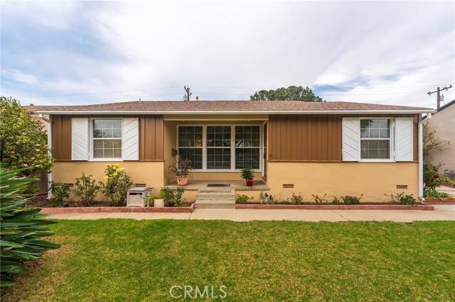 Fullerton, CA 92833,1219 W Elm Avenue