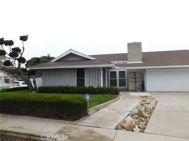 Costa Mesa, CA 92626,910 Liard Place