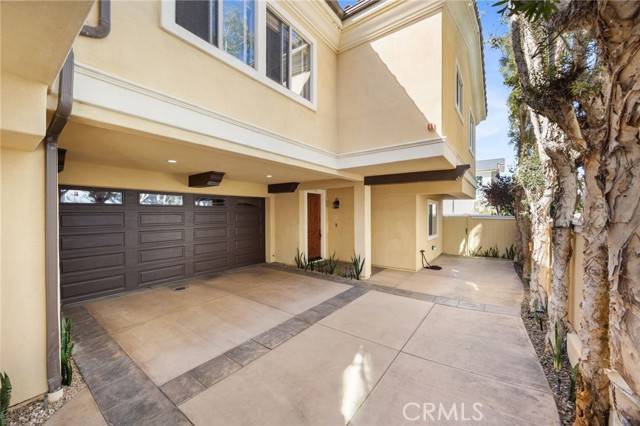 Redondo Beach, CA 90278,2413 Rockefeller Lane #C