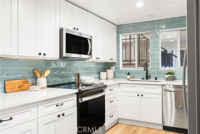 Laguna Woods, CA 92637,3145 Via Vista #B