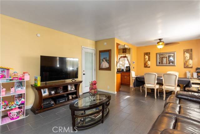 Hacienda Heights, CA 91745,15409 Three Palms Street