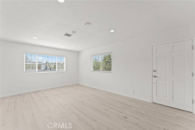 Costa Mesa, CA 92627,274 Camellia #1