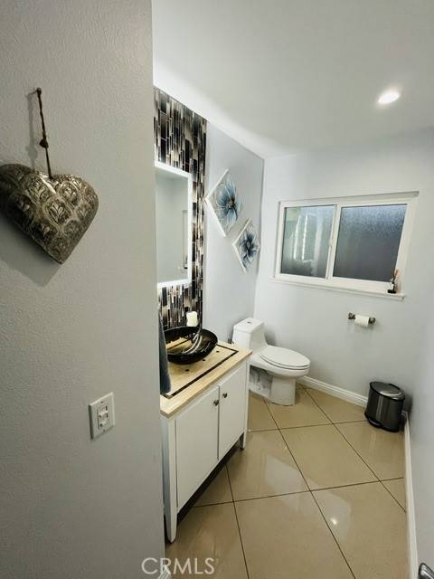 Cerritos, CA 90703,12711 Castleford Lane
