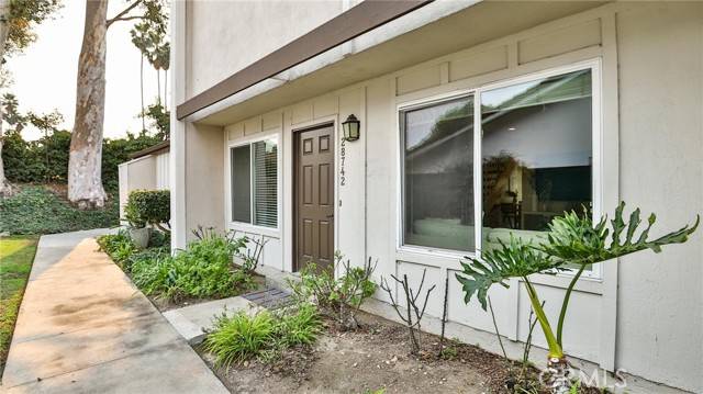 Rancho Palos Verdes, CA 90275,28742 Tollhouse Court